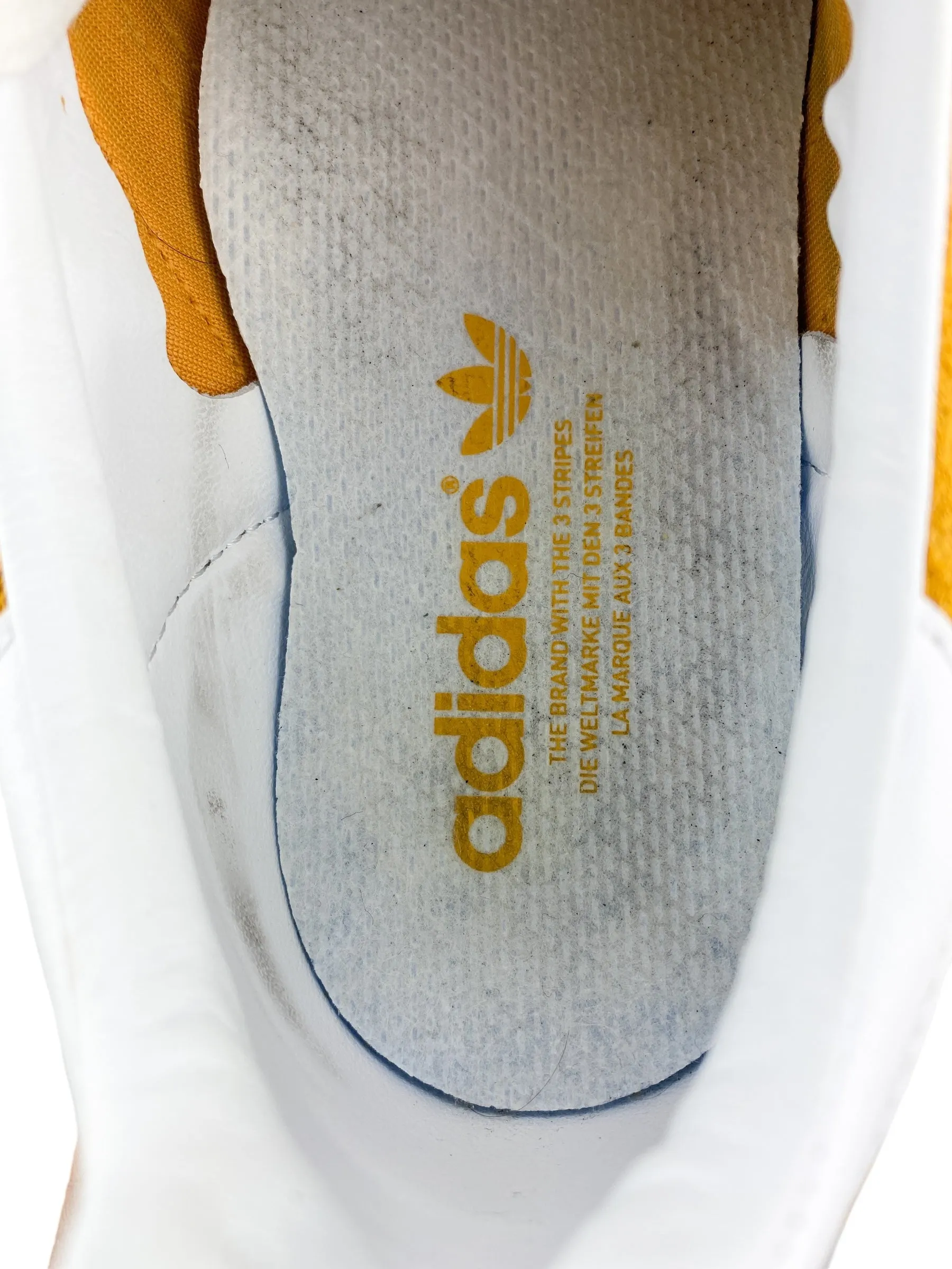 Adidas Women's Gazelle Indoor Sneakers Yellow Size 8 (fits like 8.5)