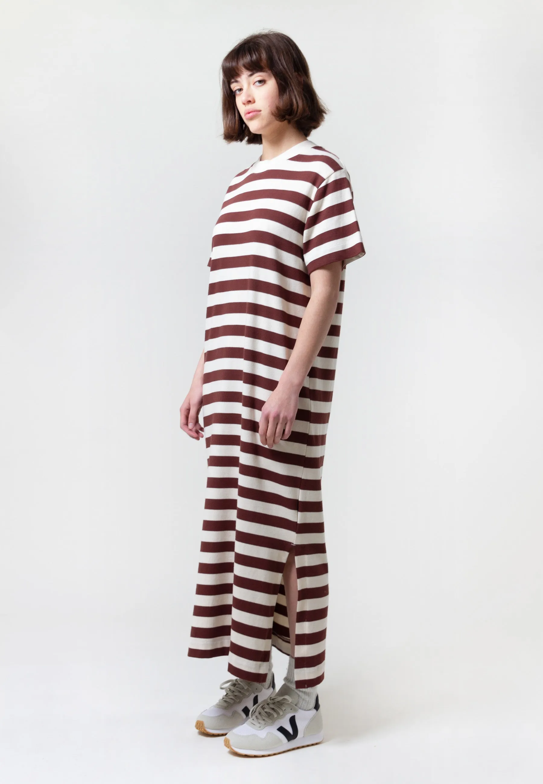 Building Block Long T-Shirt Dress - mahogany stripe