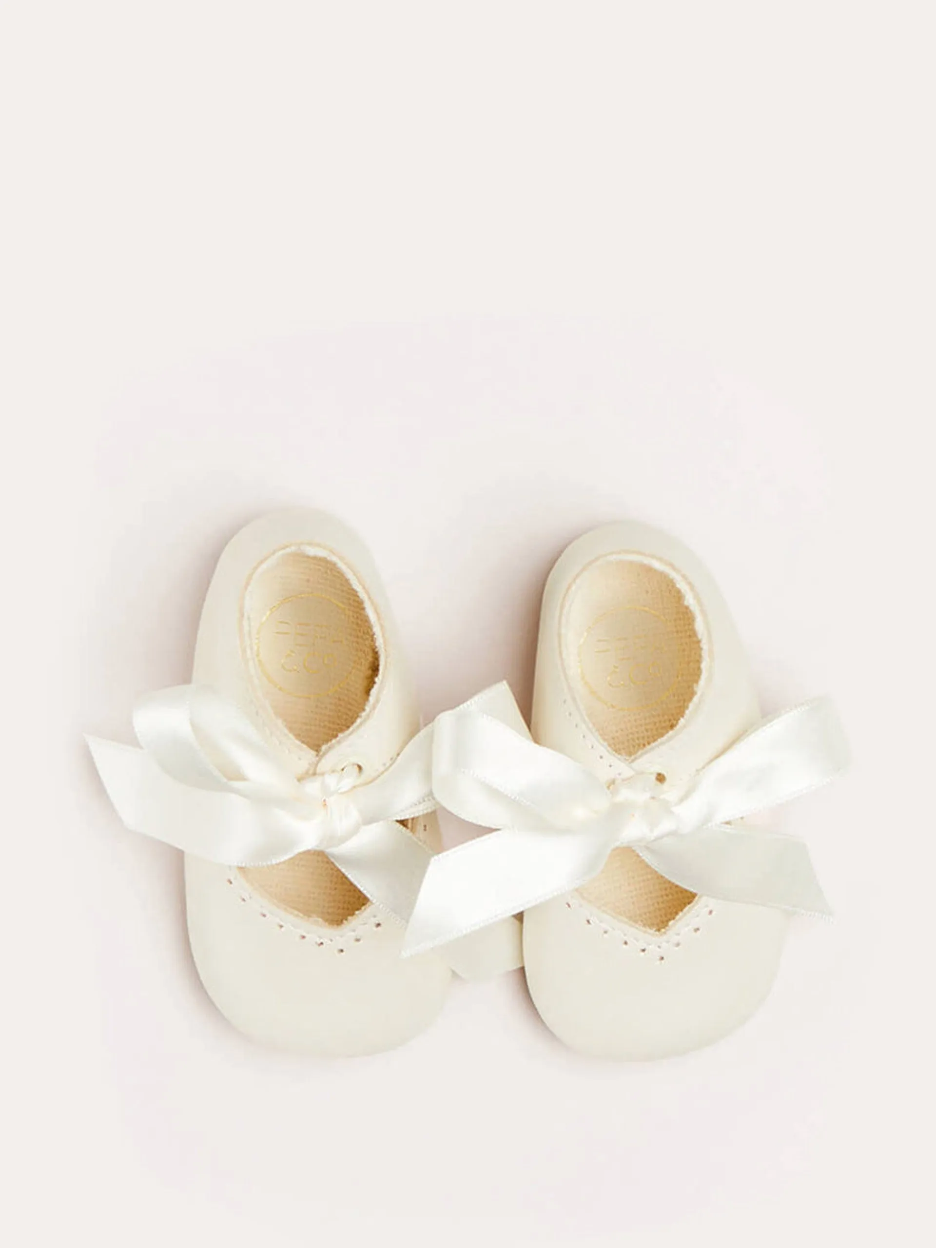 Celebration ribbon detail Mary Jane pram shoes