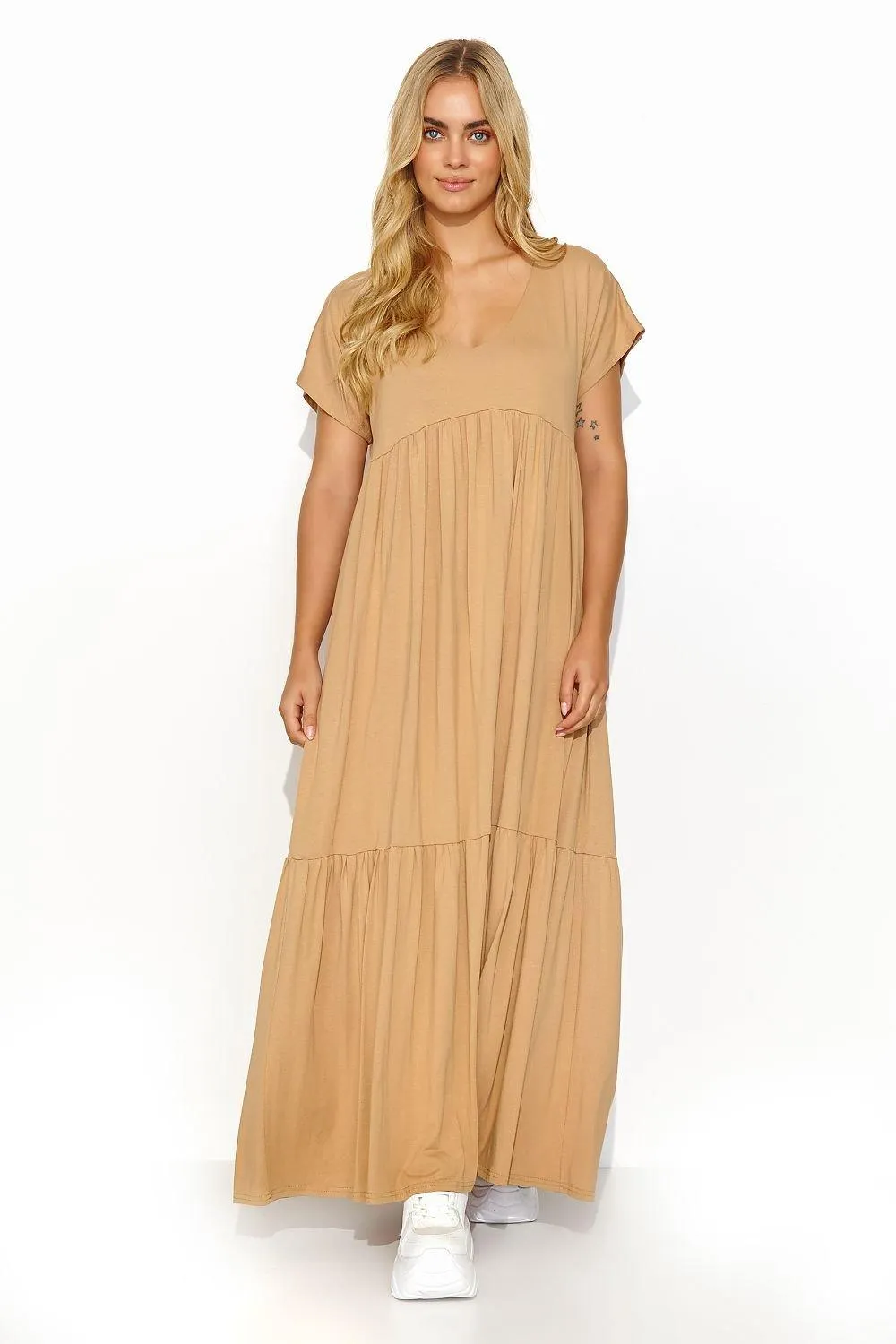 Makadamia airy, casual and fashionable maxi dress