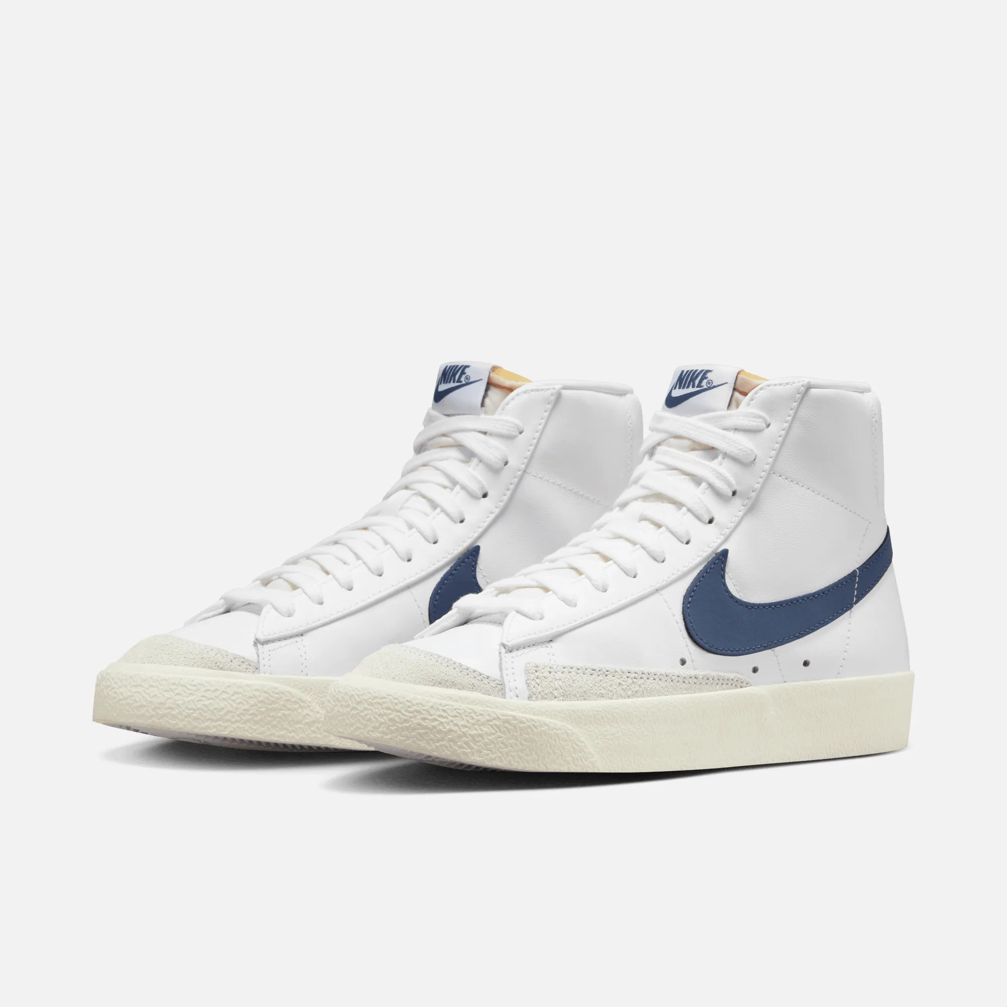 Nike Women's Blazer Mid '77 White Diffused Blue