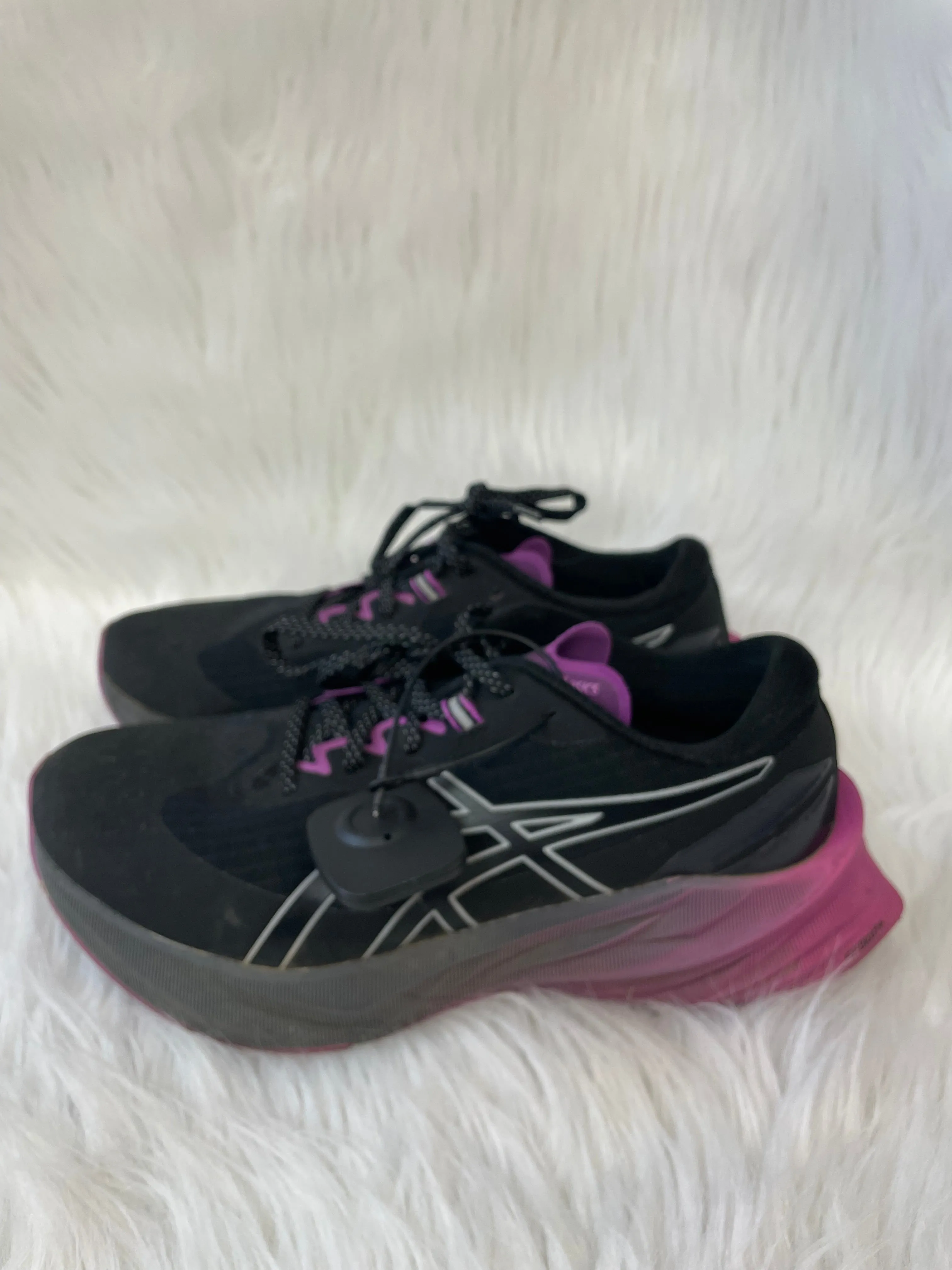 Shoes Athletic By Asics In Black & Purple, Size: 8.5